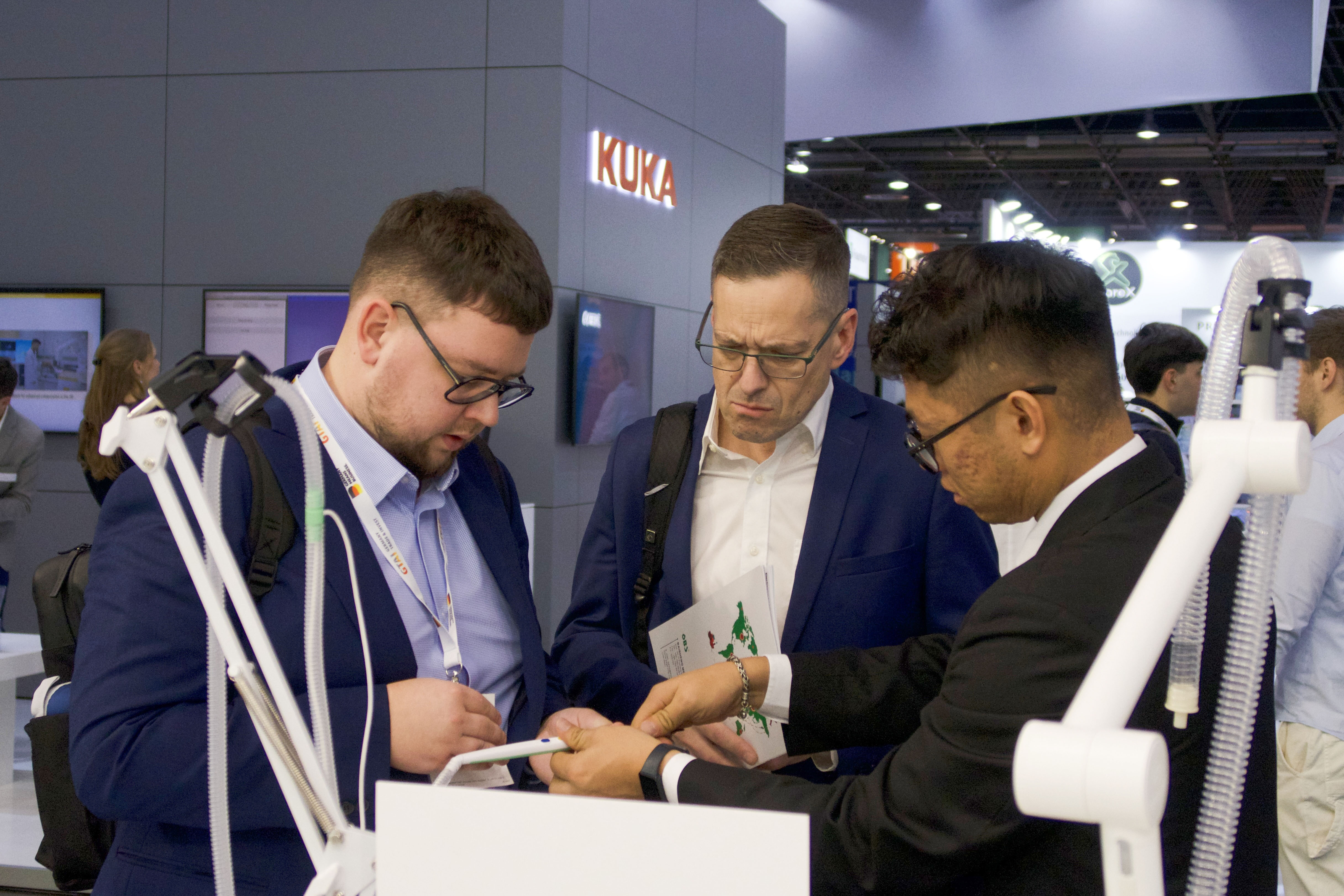 5-251120103J2306.jpg 5-251120103J2306.jpg