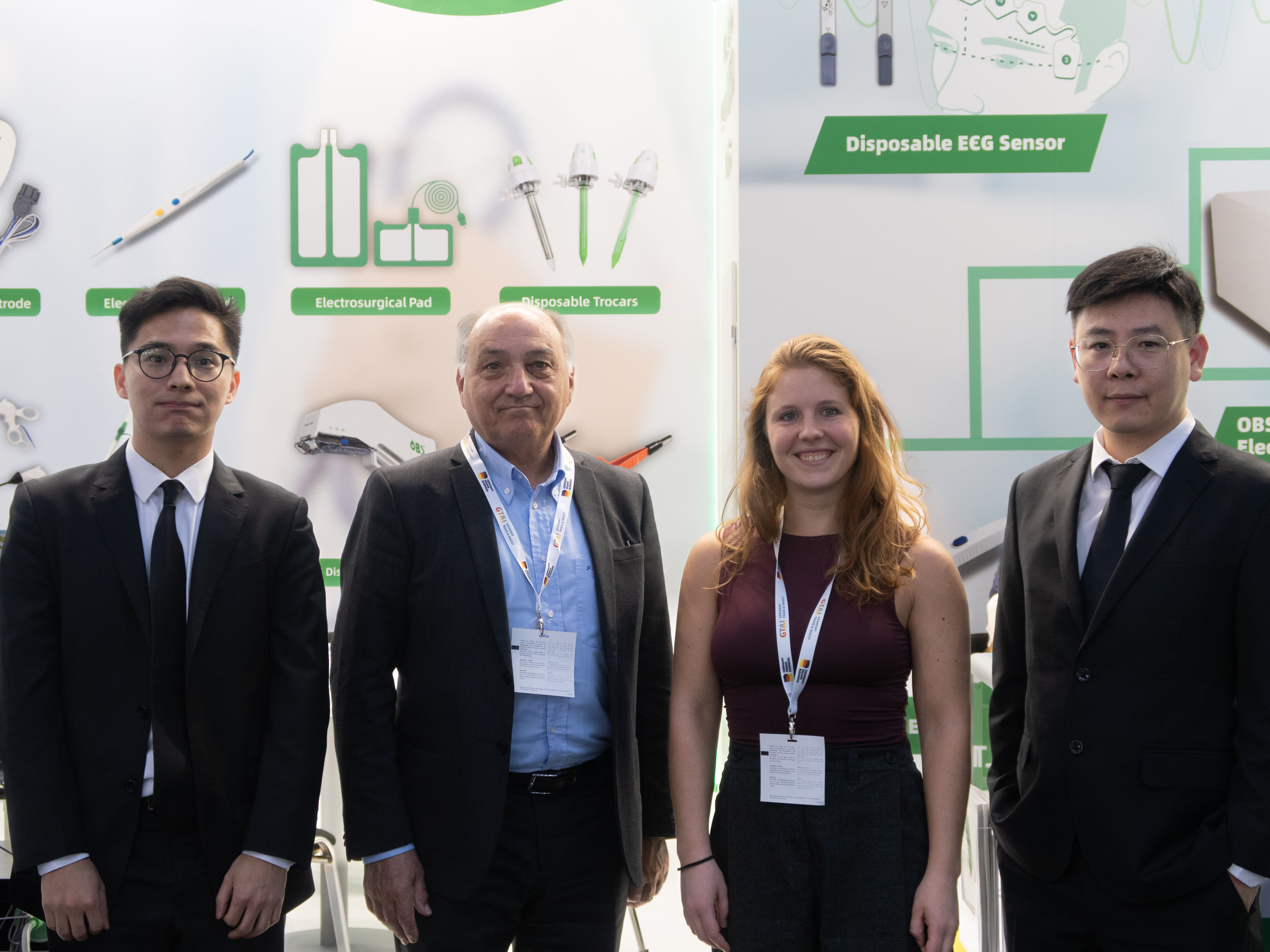 5-2511210UK1550.jpg 5-2511210UK1550.jpg