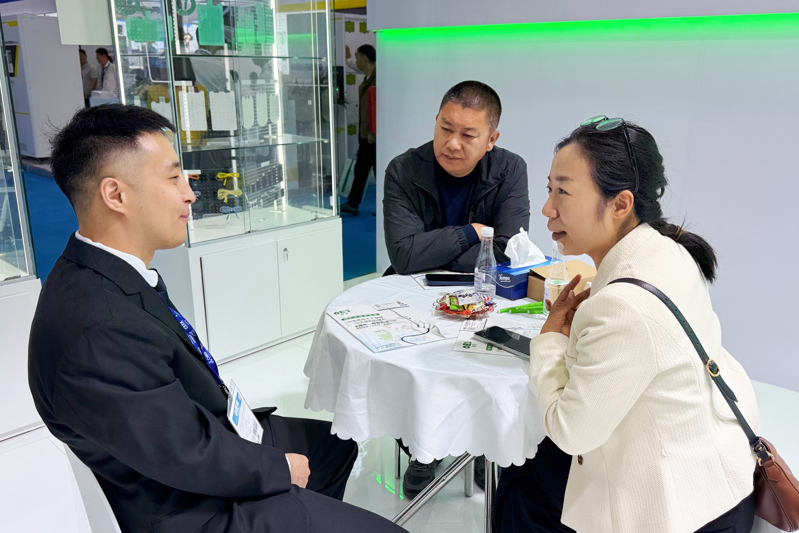 5-260413141Z2914.jpg 5-260413141Z2914.jpg